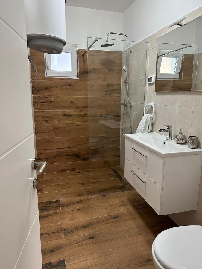 Guest House Ivan Donji Zemunik Экстерьер фото